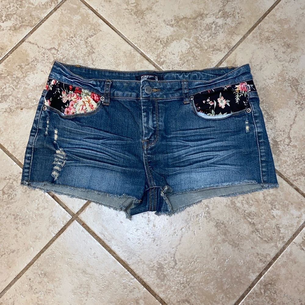 Forever21 Denim Short Shorts Floral Pocket Distressed